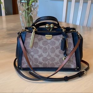 SOLD Like New 🖤 Coach Dreamer 21 in Signature Canvas & Leather
